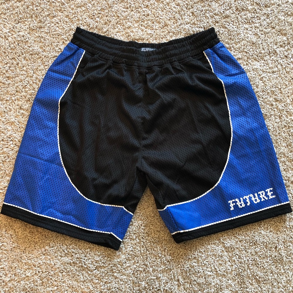 NWOT- Elwood Athletic Shorts- M- Black/Blue